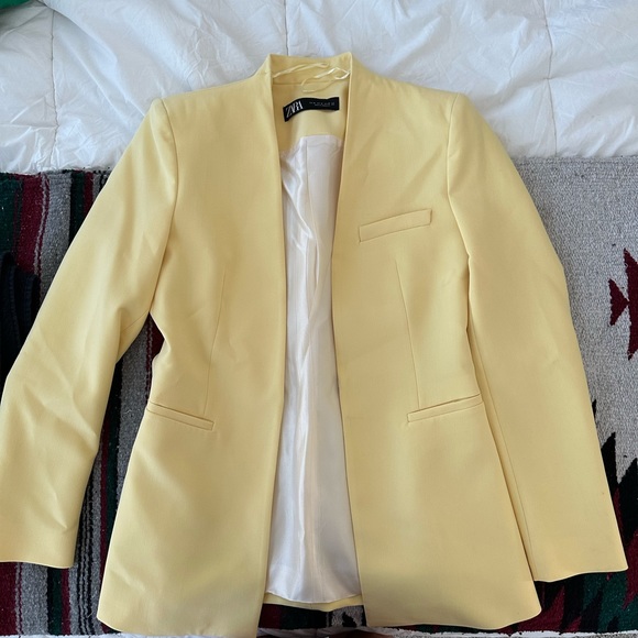 Zara Jackets & Blazers - Like new! Zara canary yellow collarless blazer, size M